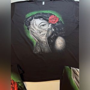 MARIA FÉLIX MANO SKULL BLACK T-SHIRT